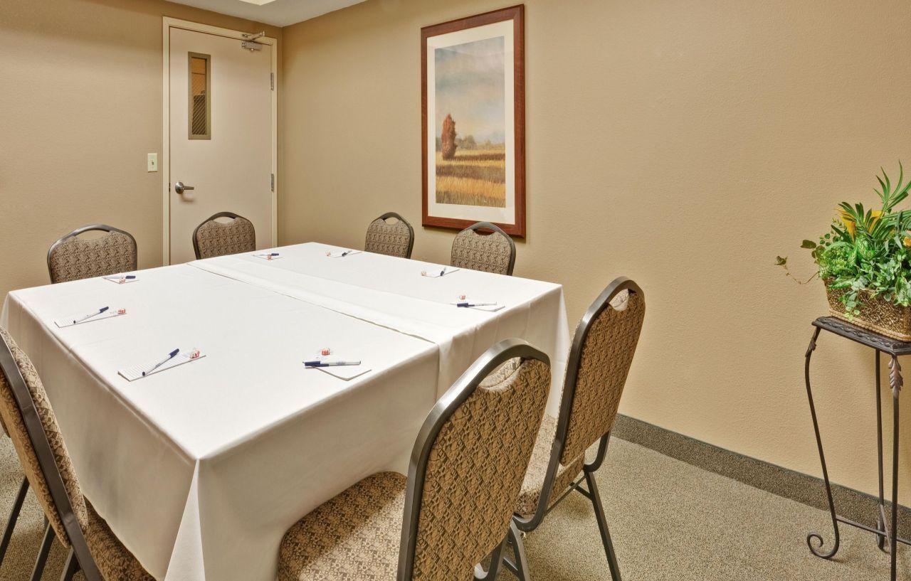 Candlewood Suites Fort Wayne - Nw By Ihg Exterior photo